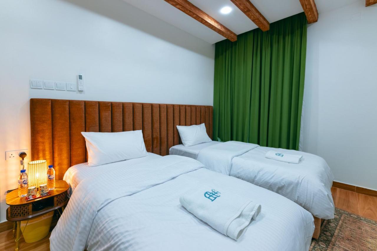 Отель House 76 Назва Экстерьер фото