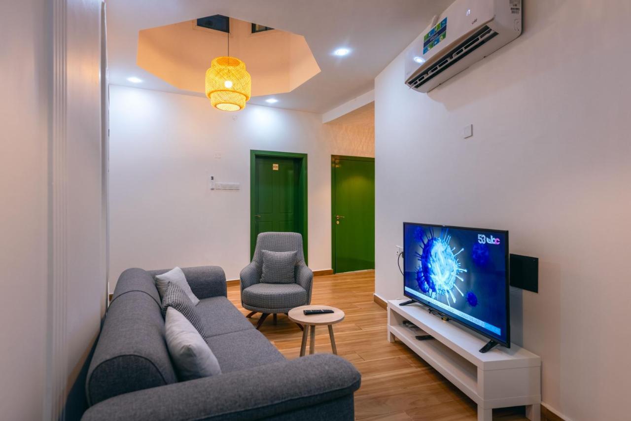 Отель House 76 Назва Экстерьер фото